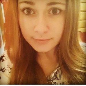 Meet your Posher, Krystal